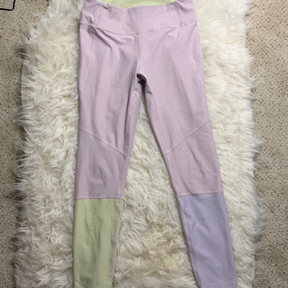 Outdoor voices leggings